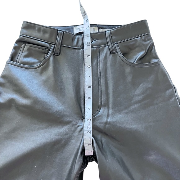Abercrombie & Fitch Black Faux Leather Ultra High Rise Ankle Straight Pants - Picture 4 of 6